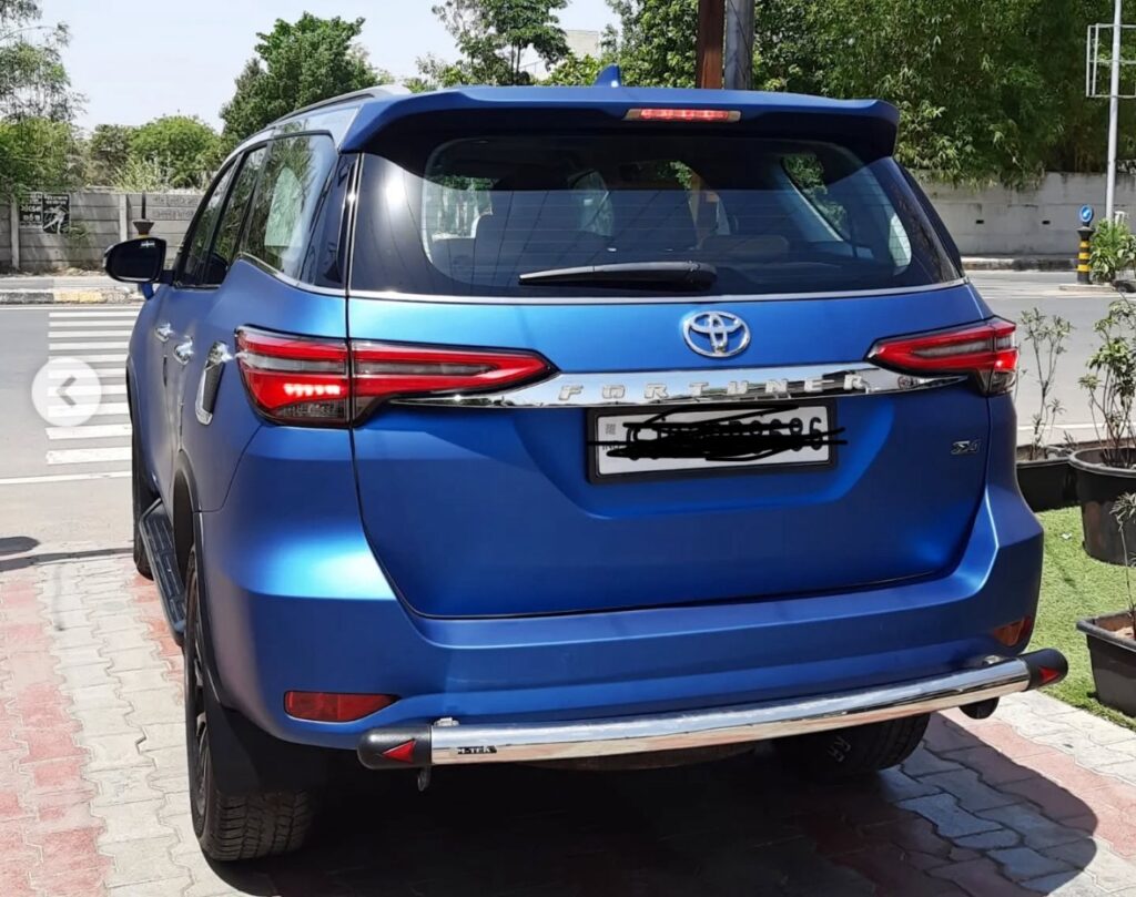 Blue toyota fortuner